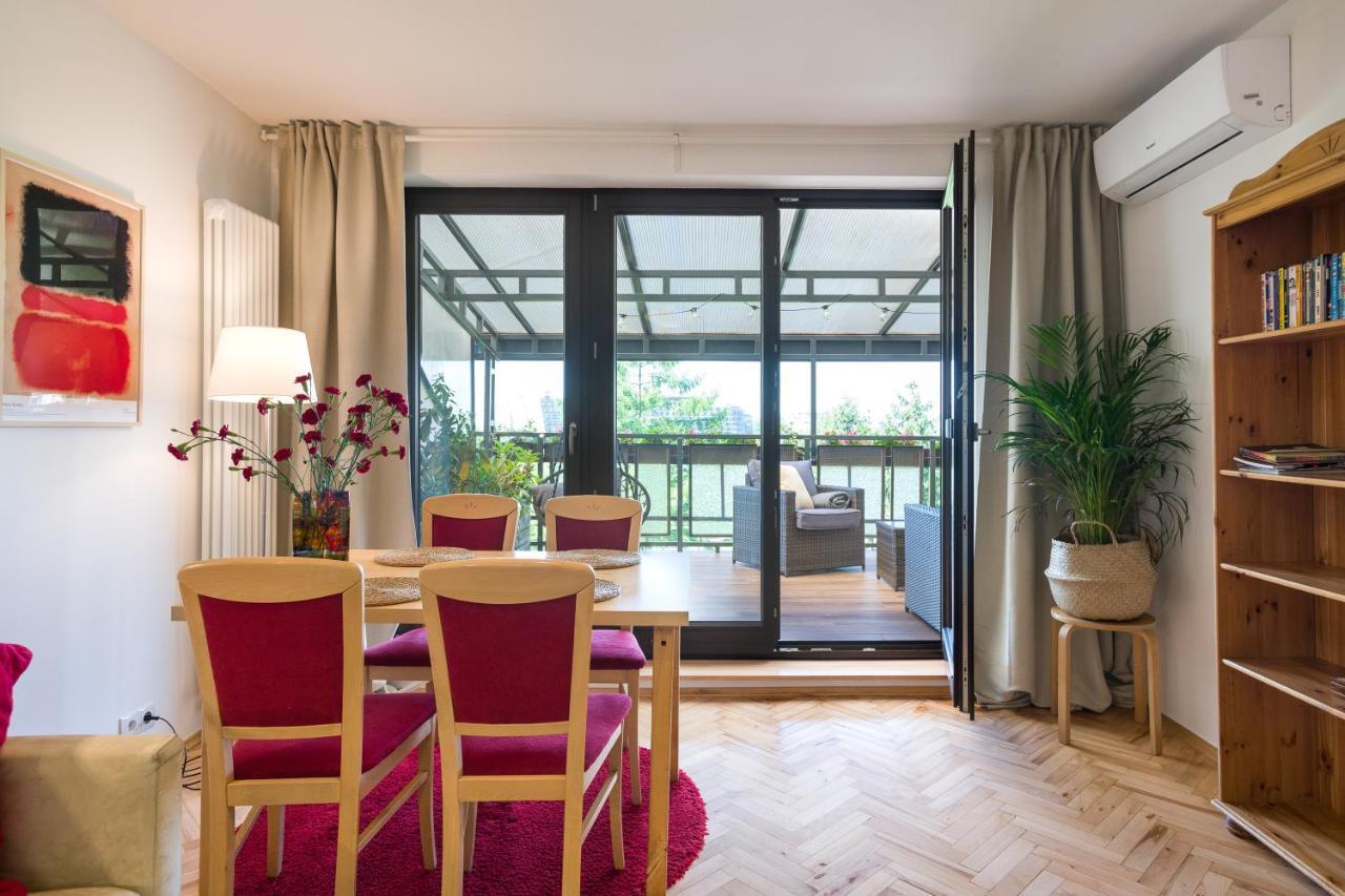 Apartment Terrace