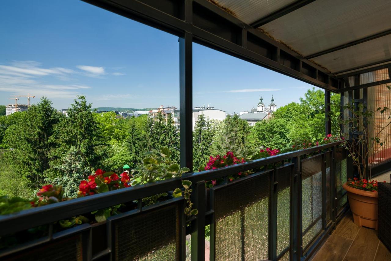 Apartment Terrace